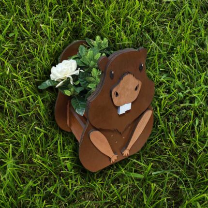 Ξύλινες ζαρντινιέρες ζωάκια Κάστορας